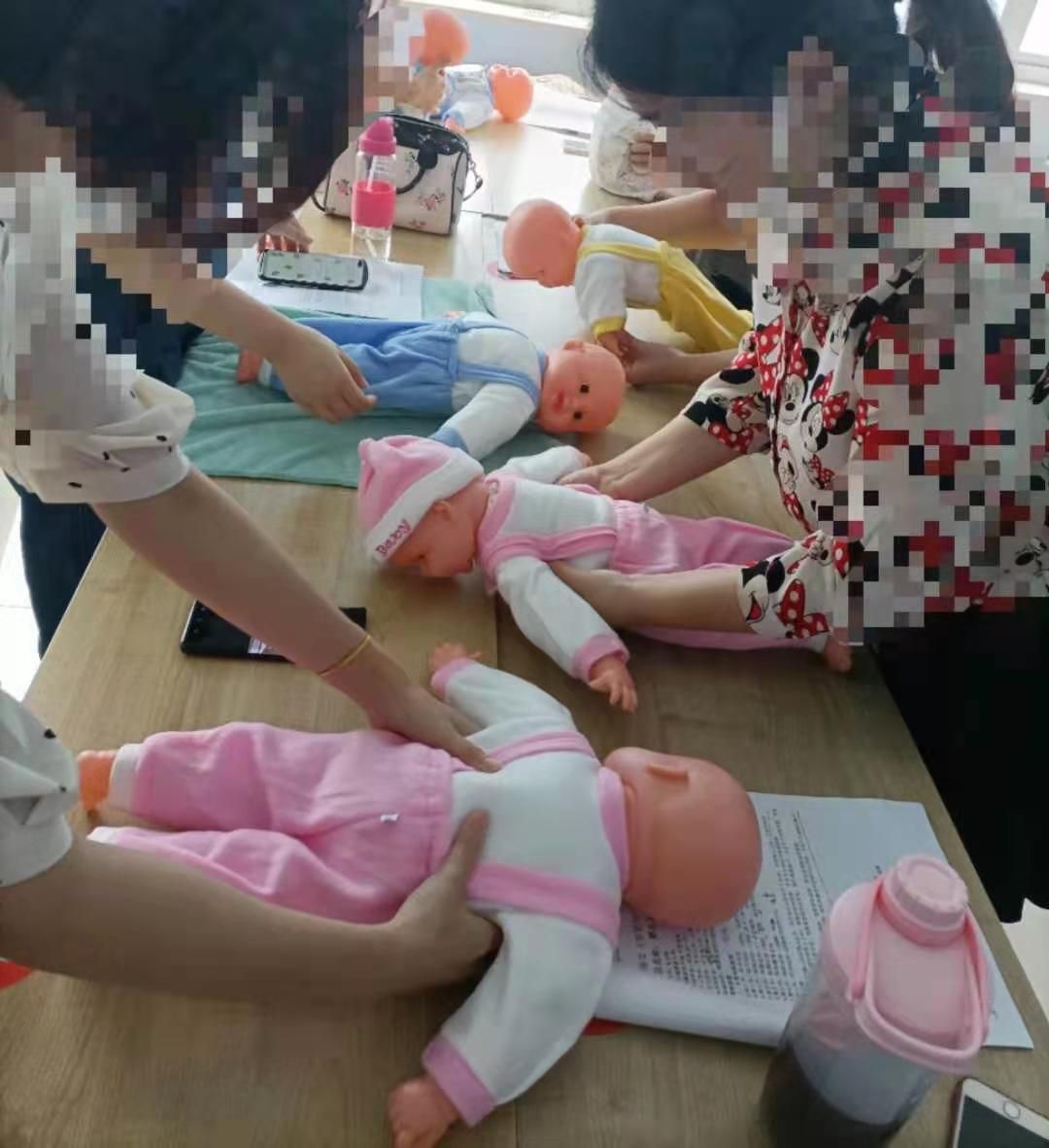 育婴师上课.jpg