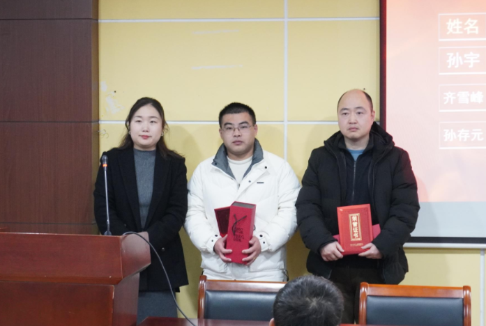江苏大学成人高等学历继续教育2025级新生开学报到顺利举行5.png