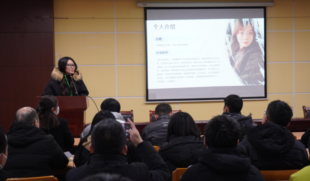江苏大学成人高等学历继续教育2025级新生开学报到顺利举行9.png